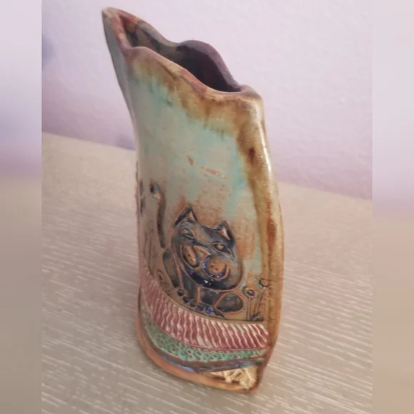 Unique Cat Vase - Picture 4 of 6
